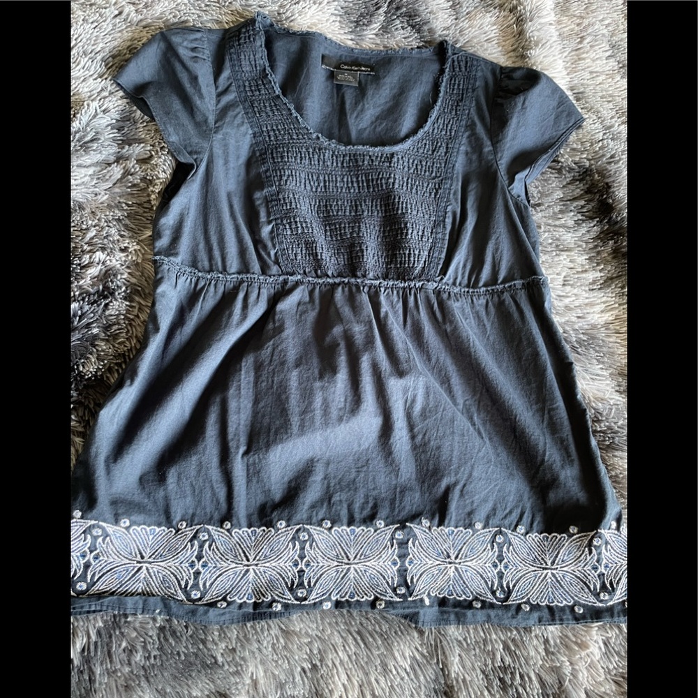 Calvin Klein Jeans Brand, Size Med, Navy top with pretty stitching